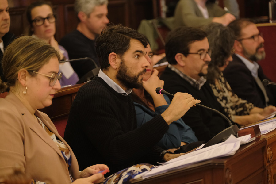 El PSOE acusa al gobierno de “caza de bruxas” por investigar a los firmantes de un documento