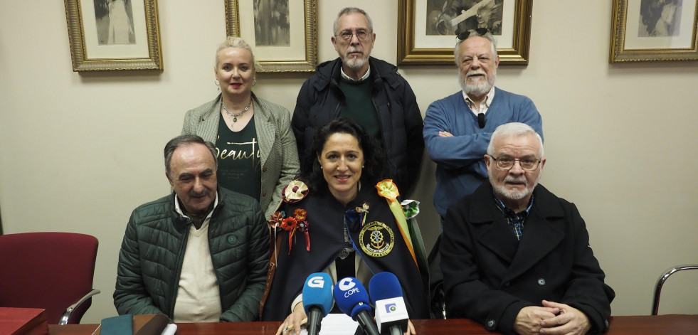 La ciudad de Ferrol se viste su capa de rondallista para preparar la fiesta de las Pepitas