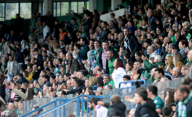 Racing de Ferrol contra Valladolid