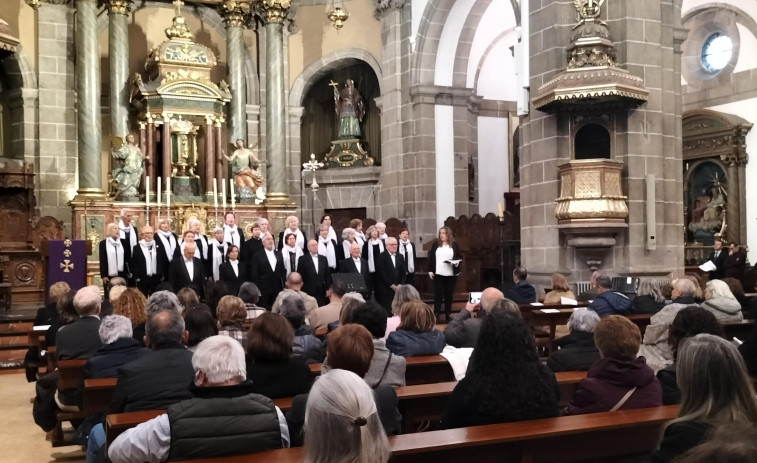 Lleno total en el concierto de música sacra de la concatedral