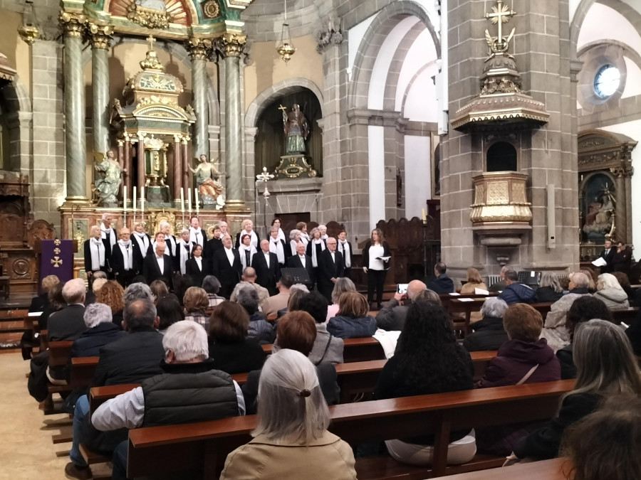 Lleno total en el concierto de música sacra de la concatedral