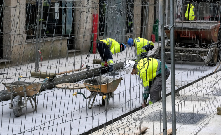 Cuenta atrás para la reapertura al tráfico de la calle de la Iglesia