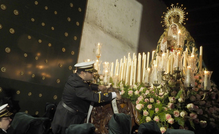 La trastienda de la Semana Santa abre su puerta en Ferrol