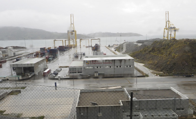 Los tráficos portuarios se desploman en Ferrol por segundo mes consecutivo