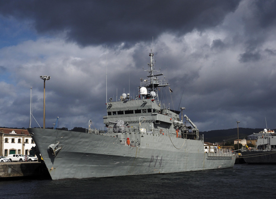 El “Atalaya” deja Ferrol para tomar parte en una misión de vigilancia, seguridad y disuasión marítima