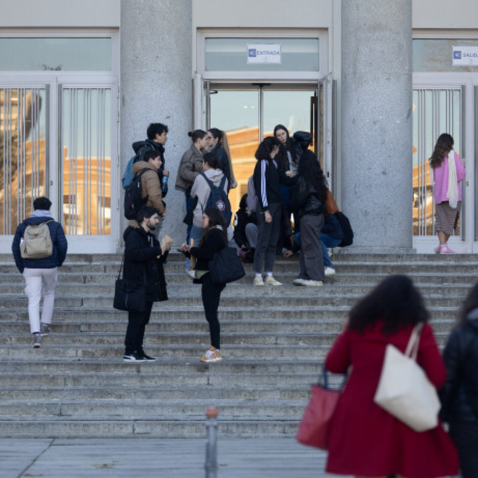 La Xunta abre este lunes el plazo de solicitud de becas para intercambios internacionales que no sean 'Erasmus+'