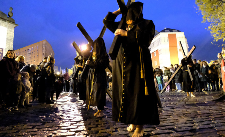 Procesión de la Caridad y el Silencio de las Angustias