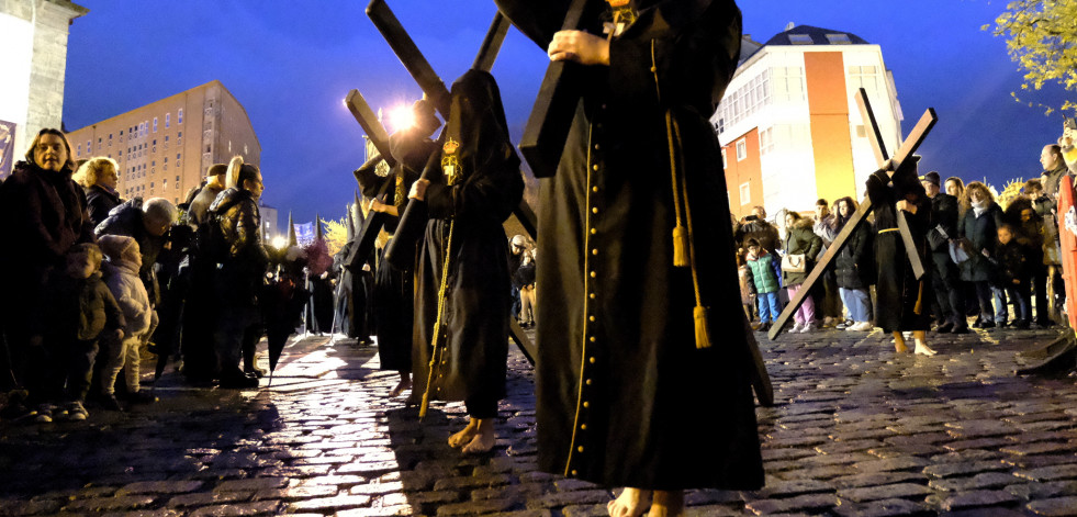 Procesión de la Caridad y el Silencio de las Angustias