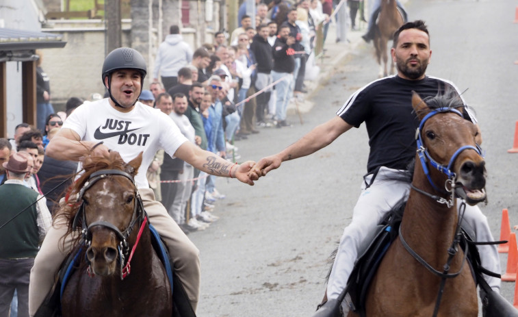 Un día nas carreiras de cabalos