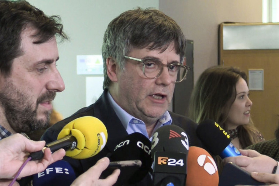 A Carles Puigdemont a lo mejor  se le borra la sonrisa de golpe