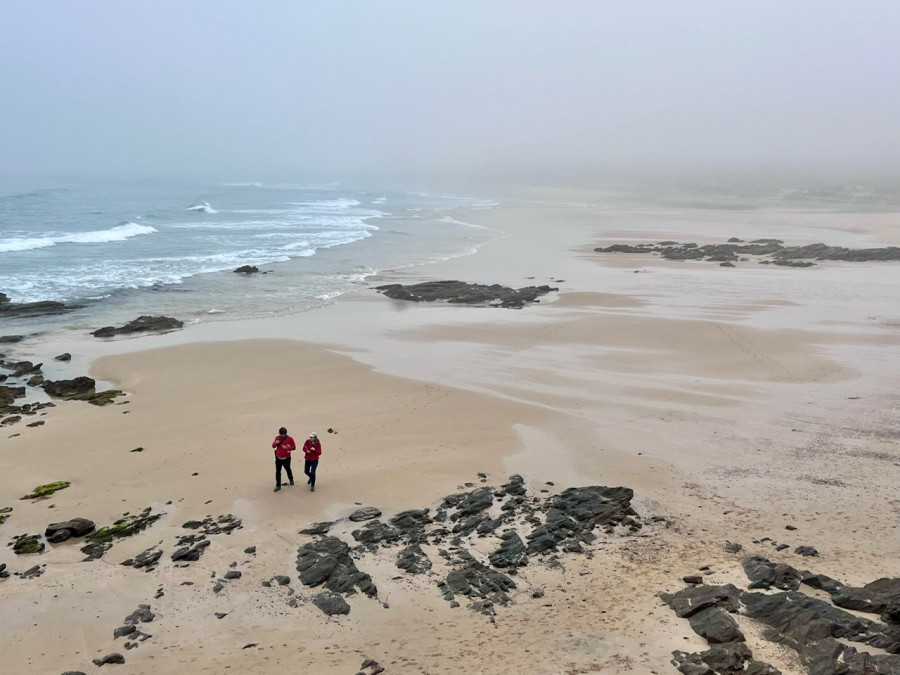 La niebla toma las playas de Ferrol