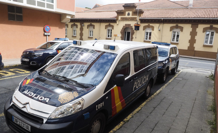 Detenido un individuo que fue sorprendido desguazando en Ferrol torres de alta tensión