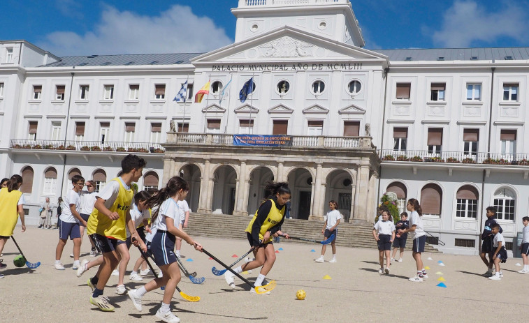 Las clases de Educación Física en los centros volvieron a salir a la calle en Ferrolterra