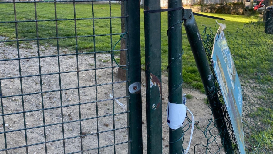 Ferrol en Común critica el “lamentable” estado de los parques para perros de la ciudad naval