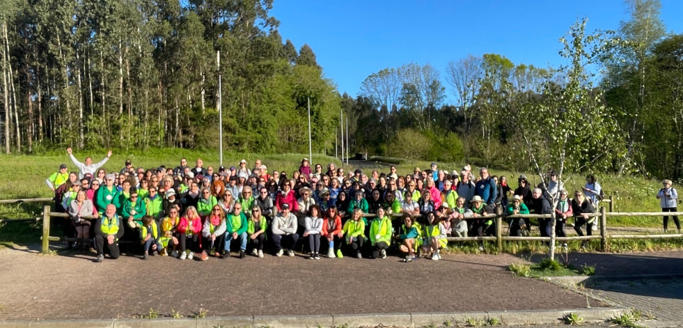 Sol y altas temperaturas volvieron a acompañar en la tercera etapa de la Ultreia que organiza la delegación local de la AECC