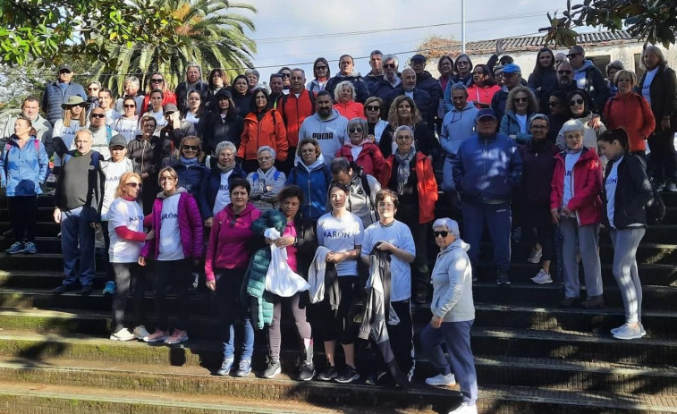 Éxito de participación en la primera salida del programa ‘Ponte en ruta con nós’ en Narón