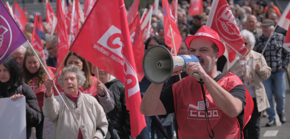 Primero de Mayo en Ferrol: así han sido las manifestaciones que recorrieron la ciudad