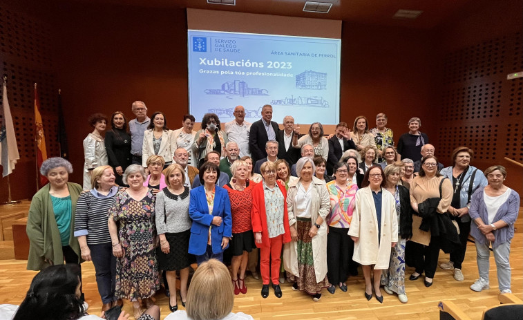 Despedida en el CHUF a más de 60 profesionales de la sanidad con motivo de su jubilación