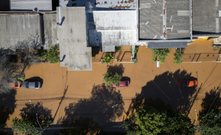Casi 100 muertos y millón y medio de damnificados en las inundaciones de Brasil