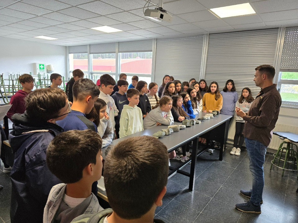 Charlas centros educativos Xeoparque aniversario3
