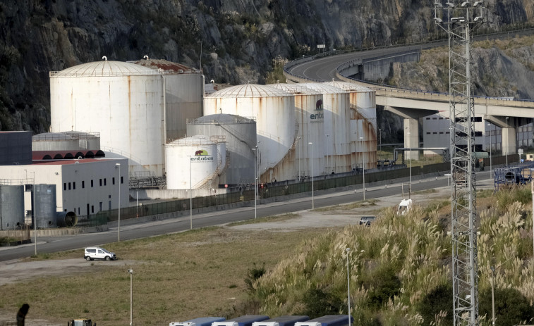 Terminal Líquidos de Ferrol pide ampliar su capacidad a 90.000 metros cúbicos