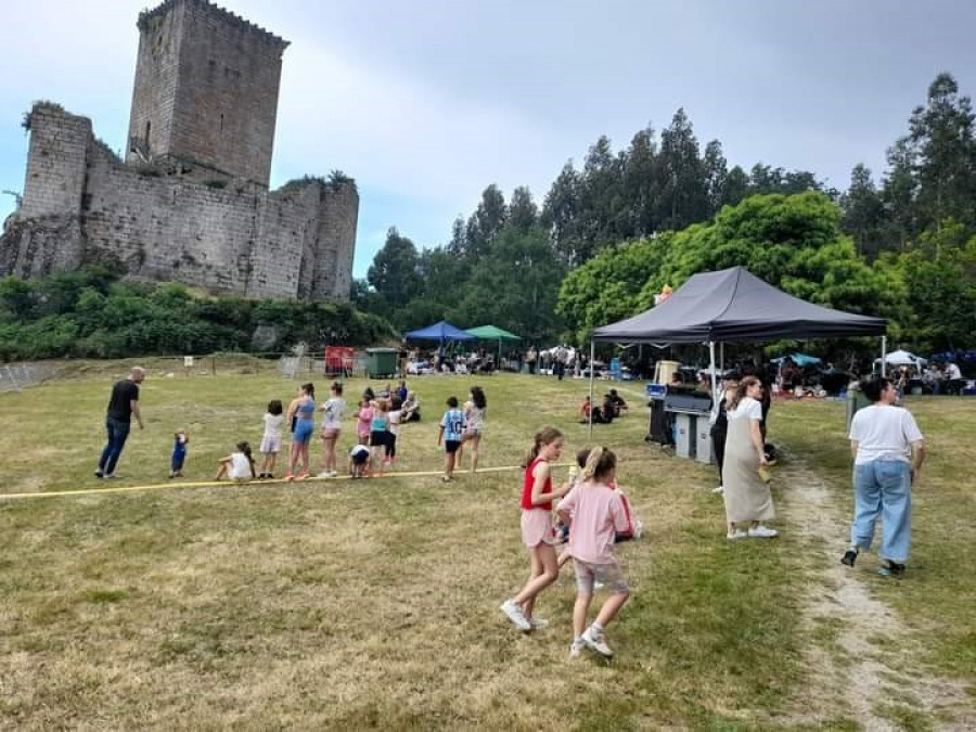 O Castelo Folk volve á carga coa romería até a fortaleza dos Andrade en Nogueirosa