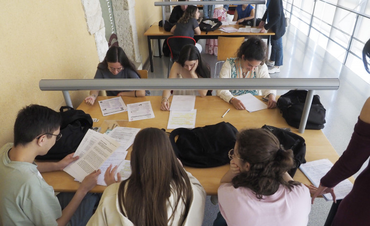 Tres centros municipales obtienen un pleno de aprobados en la ABAU