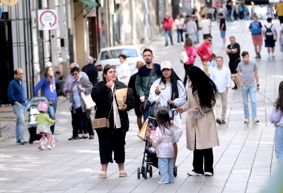 El número de nacimientos en la comarca sigue cayendo, pero sube ligeramente en Ferrol y Narón