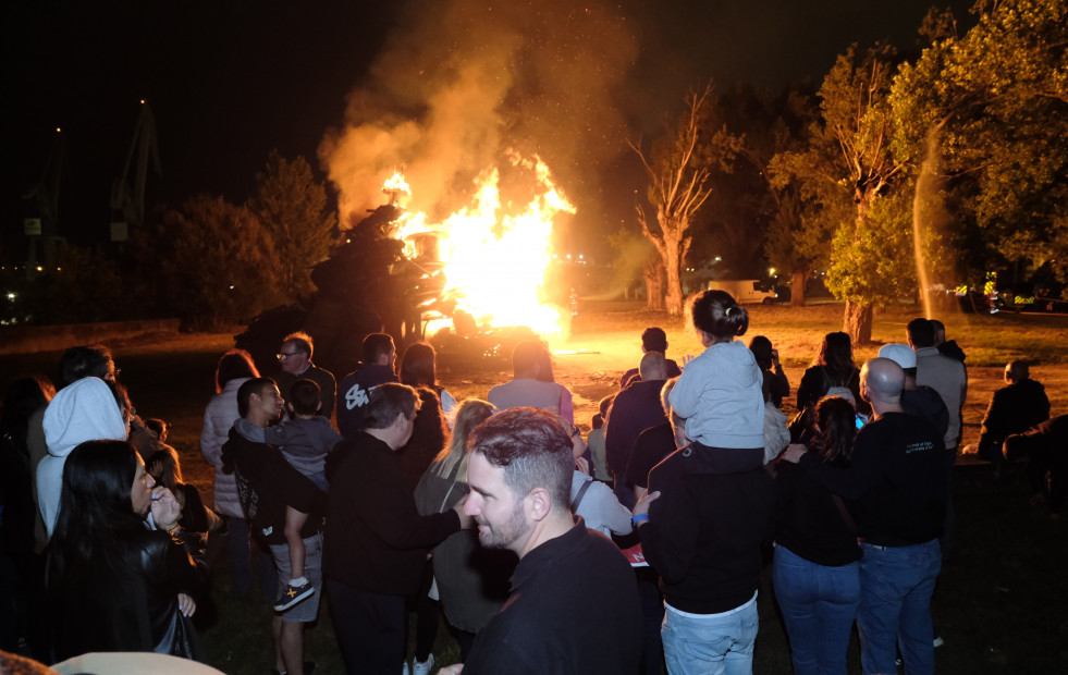 Lume novo en Esteiro