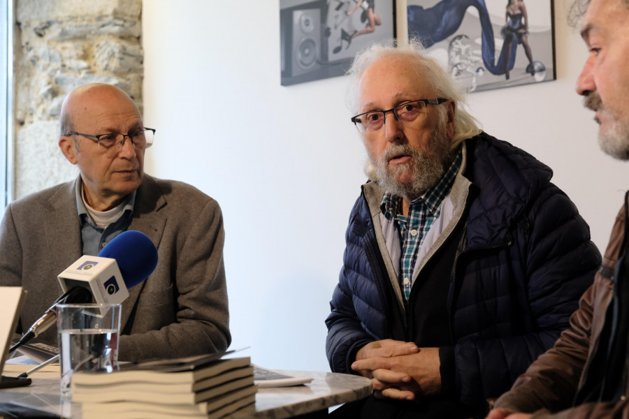 Presentación de la historia del “Teatro Estudio de Ferrol”, con proyección