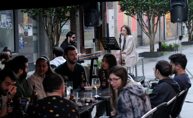 Los comerciantes y hosteleros estrenan su propuesta musical