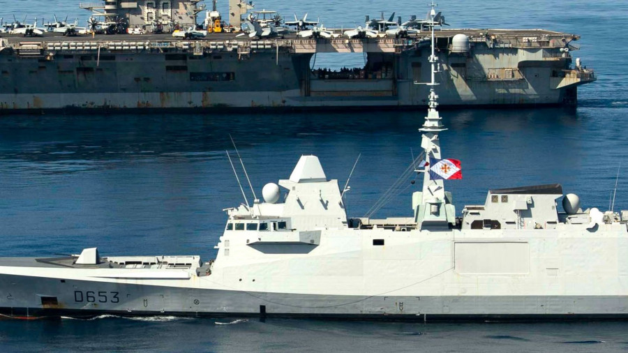 La dotación del barco francés “Languedoc D 653” descansará en la ciudad cuatro días