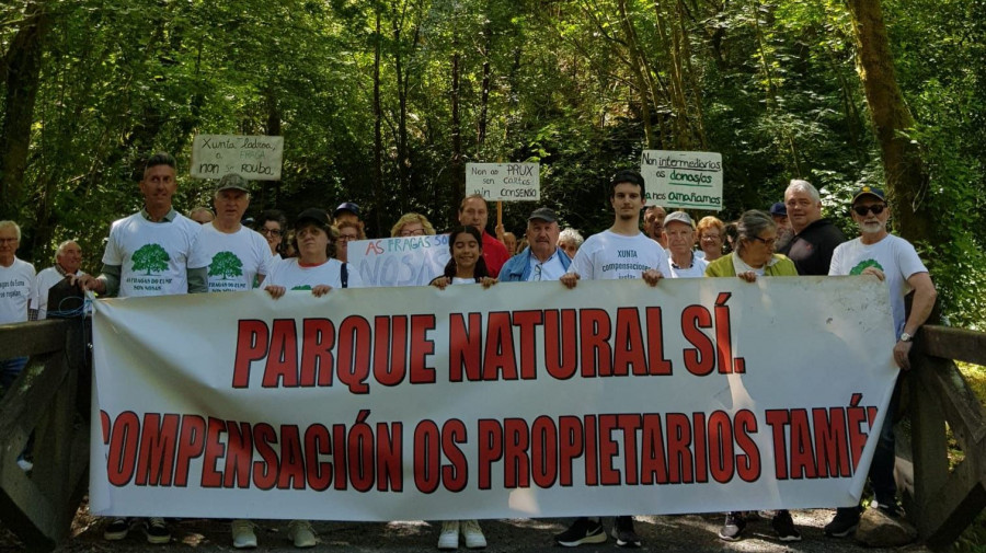 Nueva protesta de los propietarios de terrenos en las Fragas a la espera de la llamada de la Xunta
