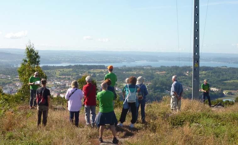 Homenaje al Grupo Alpinista Abrente desde lo alto del Monte dos Poetas