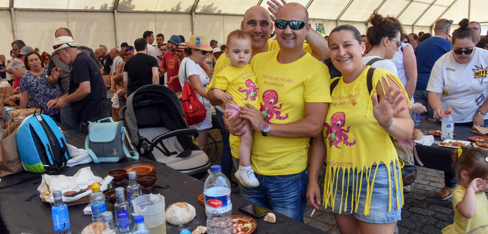 Mugardos cuenta las horas para su evento estrella: la Festa do Polbo