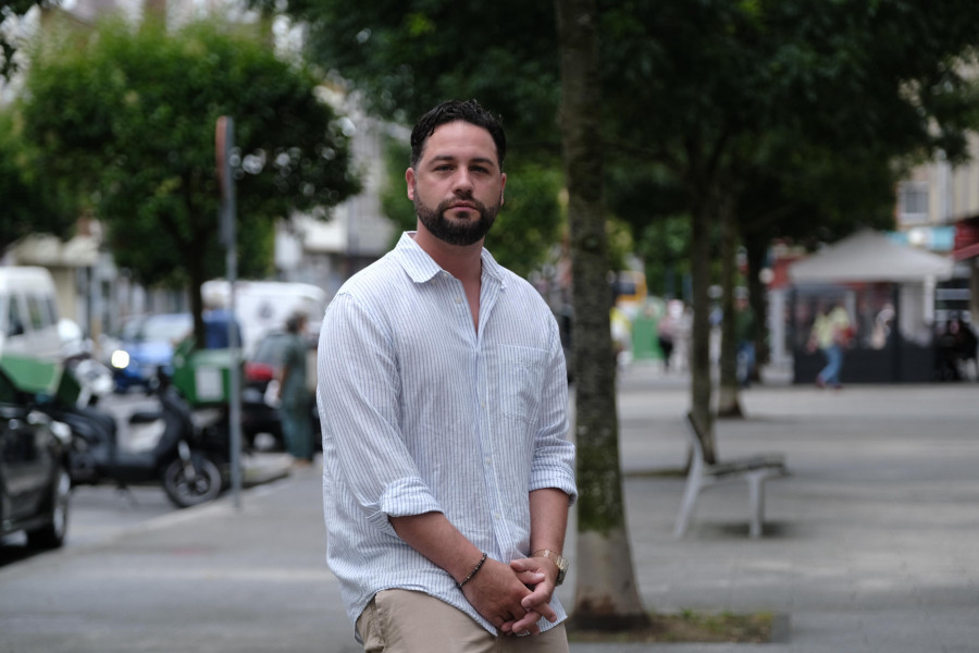Arán López, concejal de Fiestas | “Ferrol debe tener una oferta de empleo buena para que los jóvenes se puedan quedar y que otros quieran venir a aquí”