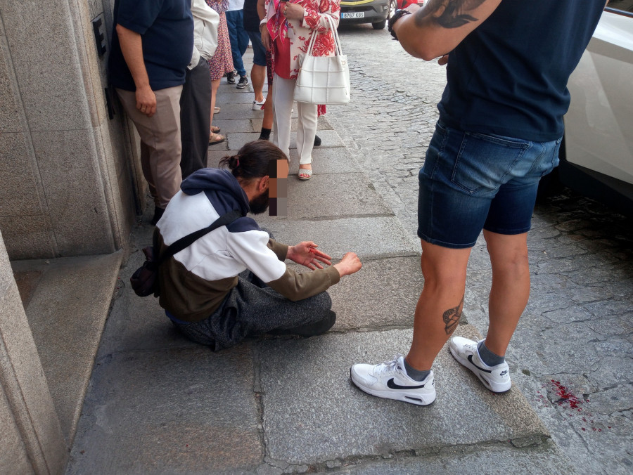 'El Piojo', reducido por un guardia de paisano, tras hurtar 50 euros en Ferrol