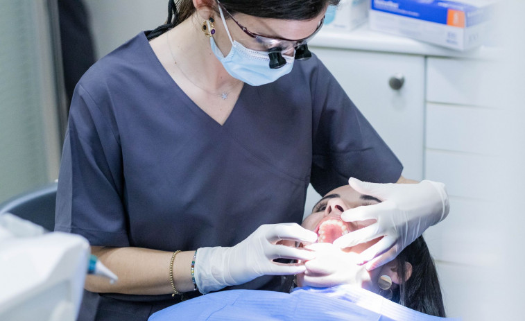 López Garay se posiciona como una clínica dental de referencia en Ferrol