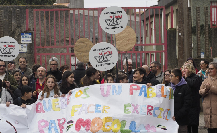 Los institutos de Canido y Ferrol Vello rechazan la reducción de su cuerpo docente