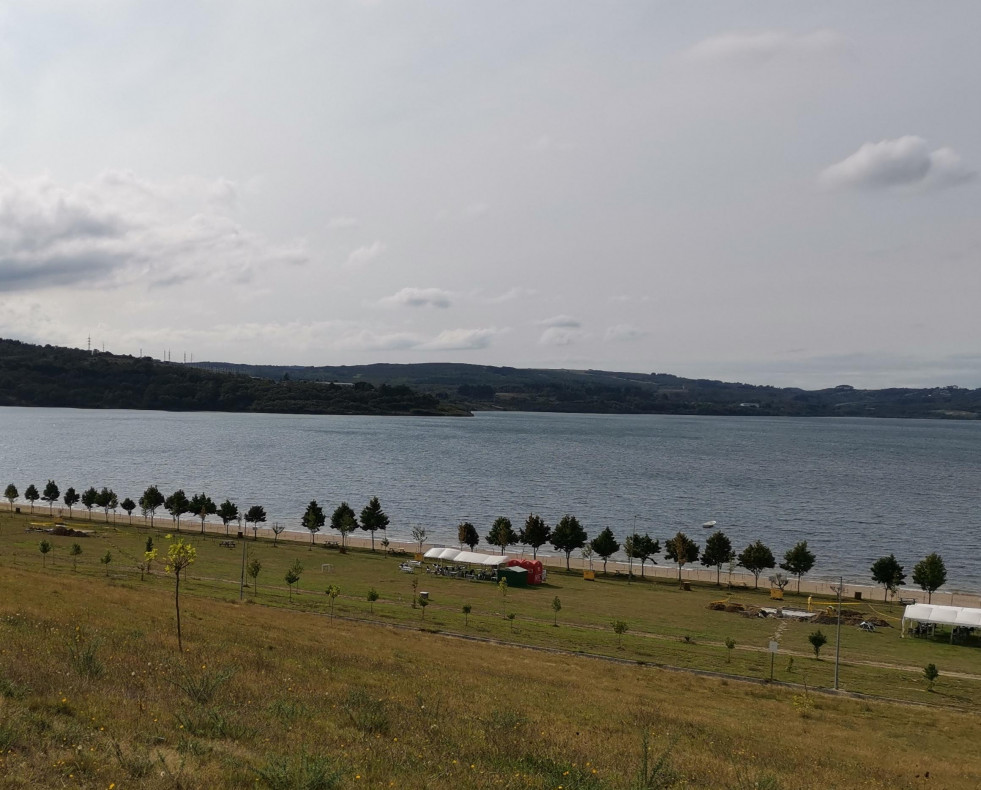 Lago As Pontes