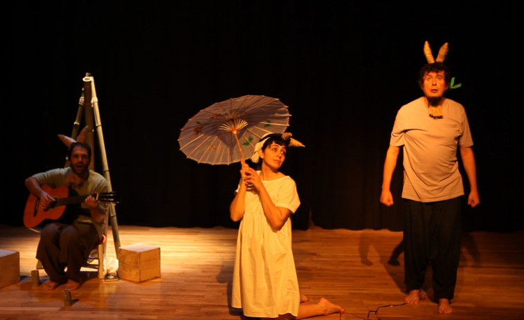El teatro debuta en la Sala Ruido con un homenaje al poeta Félix Grande