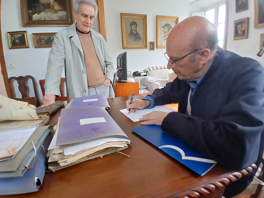 El Concello homenajea a Vicetto con una muestra sobre su relación con el periodismo