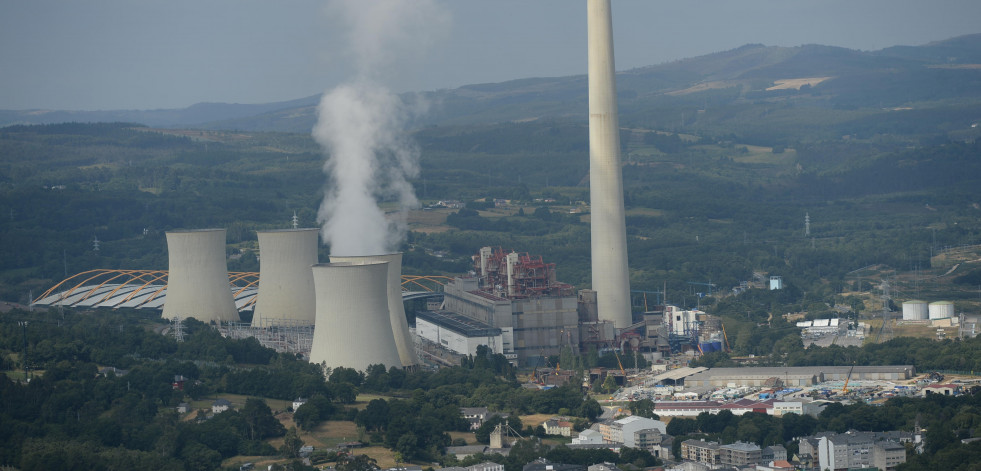 O colectivo en defensa do patrimonio industrial das Pontes mantivo un encontro coa Xunta