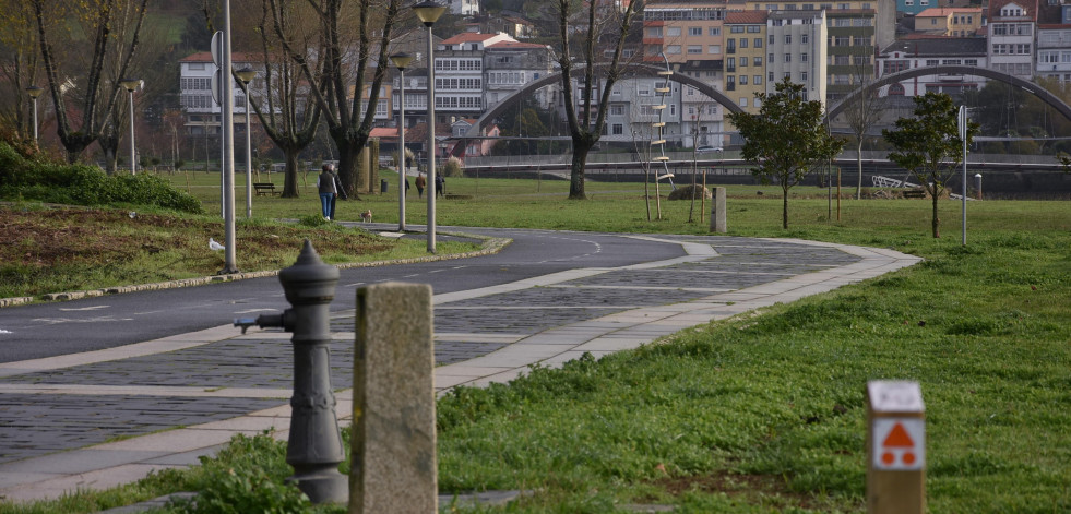 El gobierno de TEGA denuncia los actos vandálicos en los aseos del paseo marítimo de Xuvia
