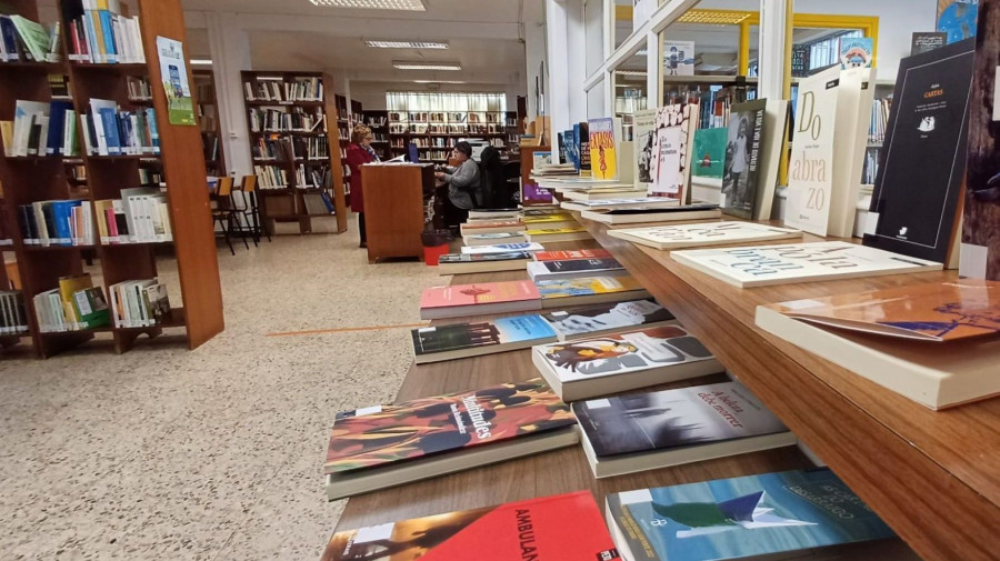 Neda renovará el mobiliario de la biblioteca municipal por cerca de 30.000 euros