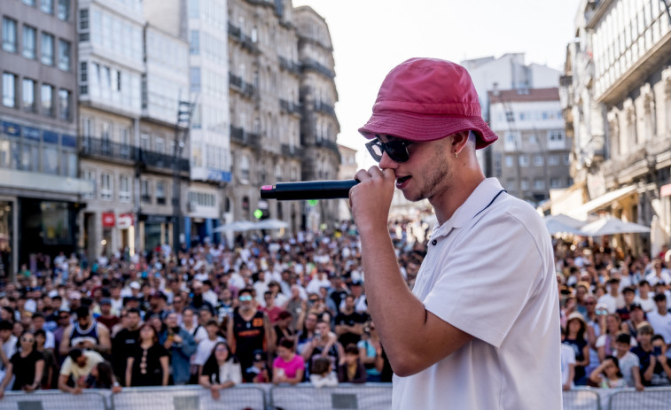 El primer “Pontedeume, Vila do Libro” arranca con talleres de exlibris y freestyle