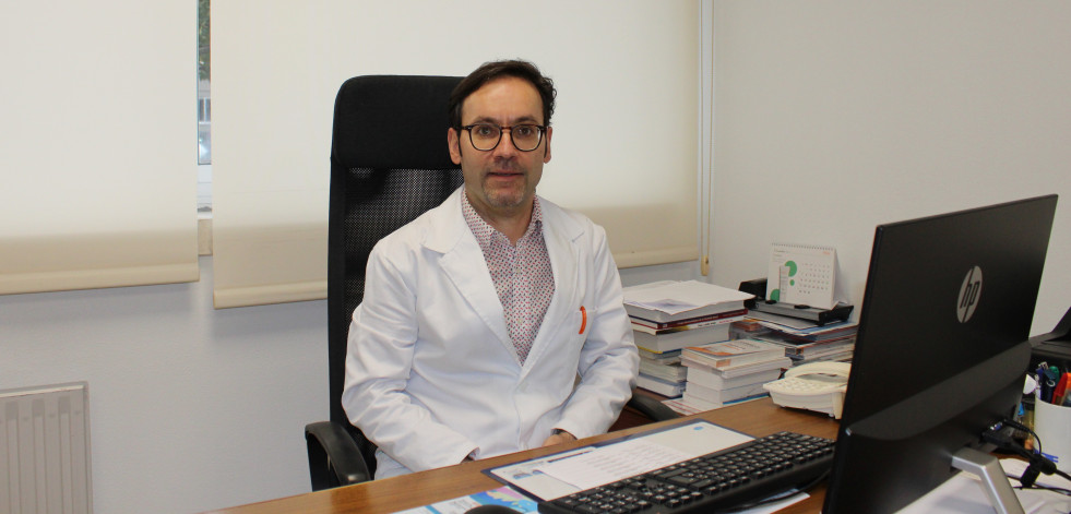 Óscar Suárez, dermatólogo del Ribera Juan Cardona: “Algunos fármacos elevan la fotosensibilidad de nuestra piel”