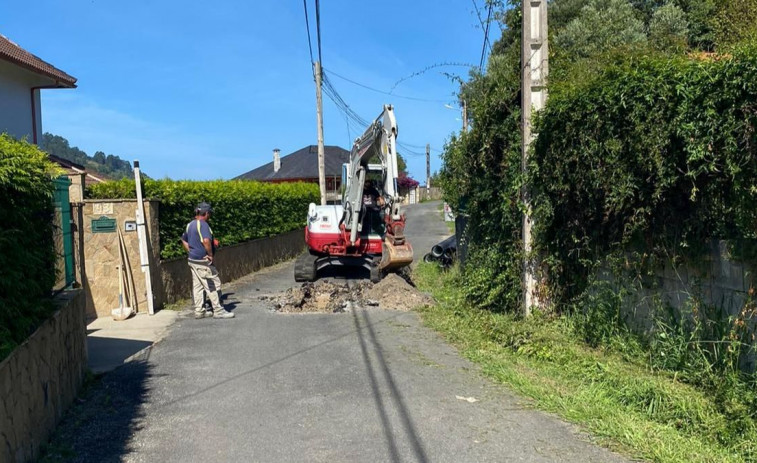 Cambios en el tráfico desde este martes por las obras de saneamiento en San Cosme-Nogueirosa de Pontedeume