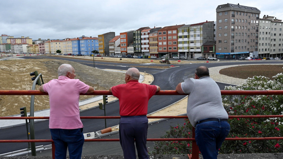 Las obras de As Pías dan un paso más con la apertura de la Trinchera a lo largo del fin de semana