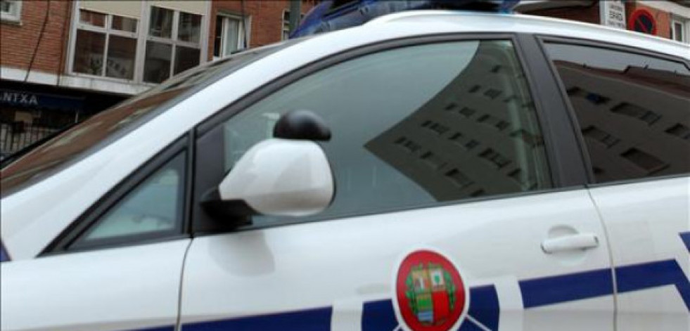 Detenida una mujer en Bilbao por besar en la boca a un bebé